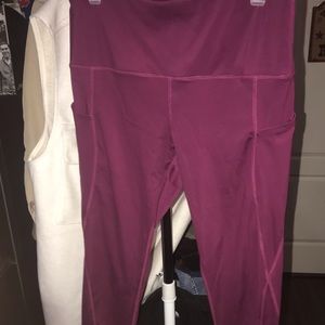 Leggings- Maroon Size XL (Amazon)